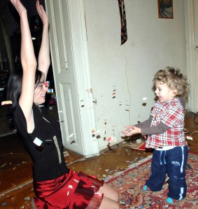 L'entusiasmo del genitore è essenziale per coinvolgere il bambino in qualsiasi attività.